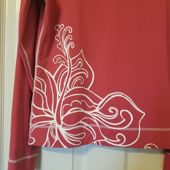 Athleta Rashguard - Picture 2 of 8